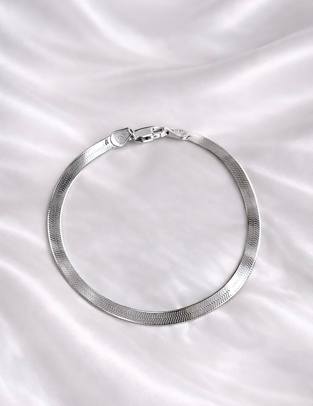 Moon reflection silver bracelet